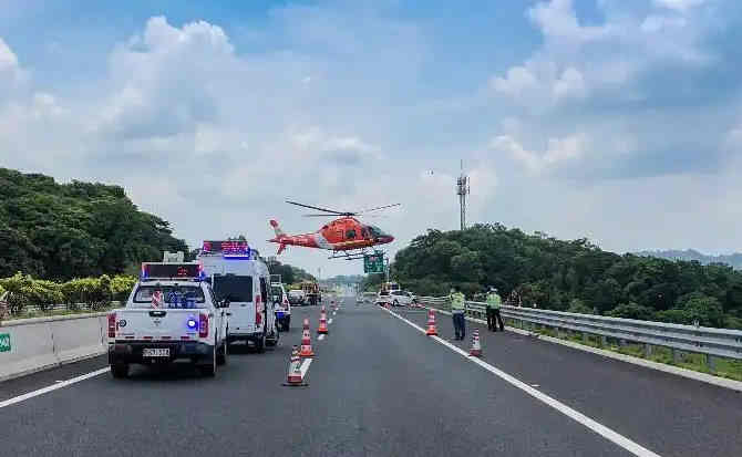 波密高速公路汽车救援案例